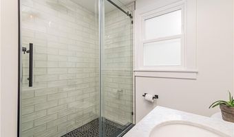 460 Schooner Ave, Jamestown, RI 02835