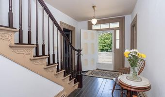 299 Davisville Rd, North Kingstown, RI 02852