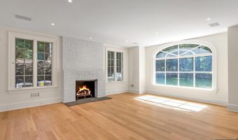 4 Duck Pond Rd, Alpine, NJ 07620