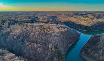 5480 Eastport Rd, Alpine, TN 38543
