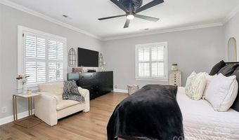 906 Colonial Dr, Albemarle, NC 28001
