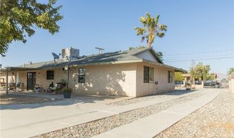 12386 Pawnee Rd, Apple Valley, CA 92308