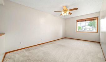 15671 Finch Ave, Apple Valley, MN 55124