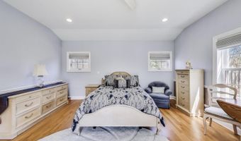 1523 N Patton Ave, Arlington Heights, IL 60004