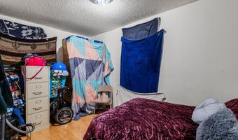 301 W Pleasant St, Aurora, MO 65605