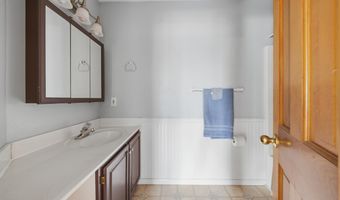 136 Simpson Rd, Barco, NC 27917