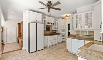 38 Rowell E Rd, Brentwood, NH 03833