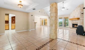 269 Wood Vly, Adkins, TX 78101