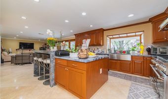 6865 E Georgetown, Anaheim, CA 92807