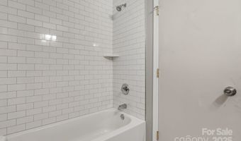 47 Pensacola Ave, Arden, NC 28704