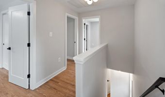 110 E SPRING St, Alexandria, VA 22301