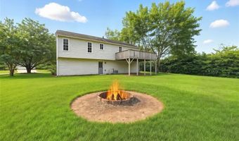 322 WINDING WOODS Trl, Woodstock, GA 30189