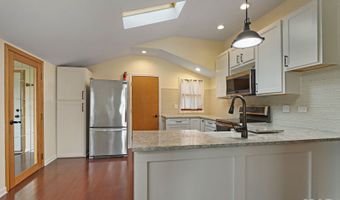 22719 W Silver Lake Ave, Antioch, IL 60002