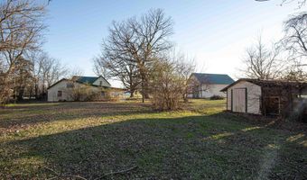 13 W Dade 22, Arcola, MO 65603