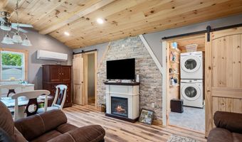 14 JOHNS Rd, Augusta, WV 26704
