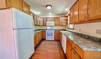 3 Reeds Ln, Belfast, ME 04915