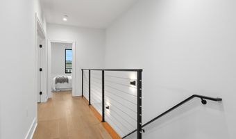 4411 5 ILLINOIS Ave NW, Washington, DC 20011