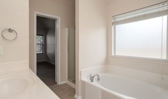 302 Howard Way Dr, Aledo, TX 76008