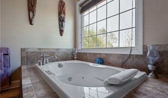 197 Saint Andrews Dr, Barboursville, WV 25504