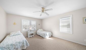 45 W 19th St, Avalon, NJ 08202