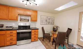 109 N Tenth St, Carlsbad, NM 88220
