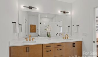 910 Van Every St, Charlotte, NC 28205
