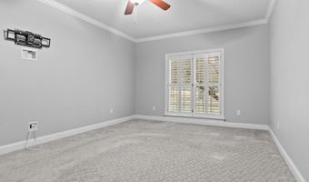 1711 River Pointe Dr, Albany, GA 31707