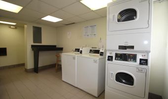 820- A WASHINGTON St 327, Alexandria, VA 22314