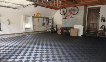 40 Lindahl Rd, Bedford, NH 03110