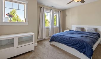 61202 Dayspring Dr, Bend, OR 97702
