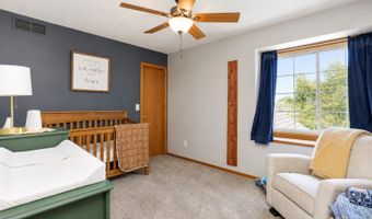 802 13th St SE, Altoona, IA 50009