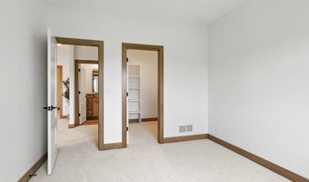 325 S Lakeview Way, Ashland, NE 68003