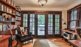 165 Lamarck Dr, Amherst, NY 14226