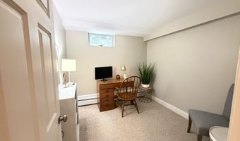 11 Hall Passway, Danbury, CT 06811