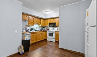 320 7th Ave E, Alexandria, MN 56308