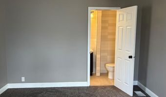 903 L St, Aurora, NE 68818