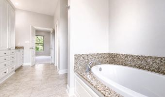 15565 Babblingbrook Dr, Baton Rouge, LA 70816