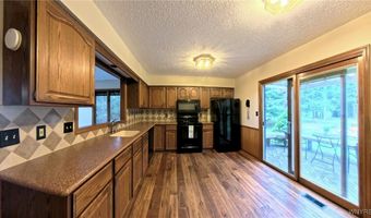 360 Muegel Rd, Amherst, NY 14051