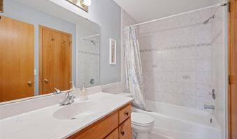 10555 56th St NE, Albertville, MN 55301