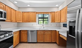 8240 Woodglen Dr, Anderson Twp., OH 45255