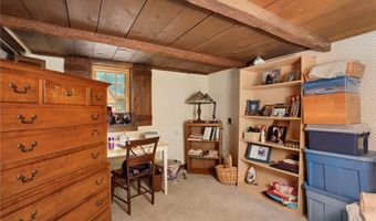 1515 South Rd, East Greenwich, RI 02818