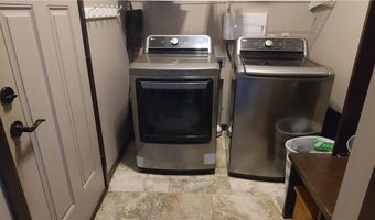 1302 18th Dr NE, Austin, MN 55912