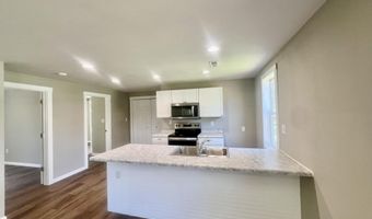 711 W Woodbine Rd, Ash Grove, MO 65604