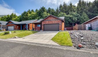 1064 NECARNEY St, Rockaway Beach, OR 97136