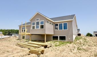 7093 Kettle Dale Ave SE, Alto, MI 49302