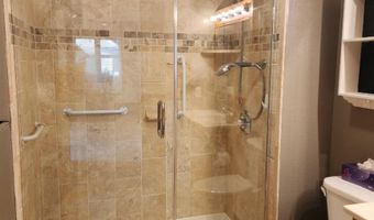 1517 E 18th St, Atlantic, IA 50022