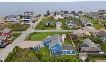 7 Conant Ave, Narragansett, RI 02882