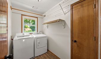 2805 NW Park Ln, Ankeny, IA 50023