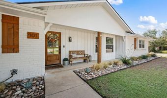 101 Hidden Valley Dr, Aledo, TX 76008