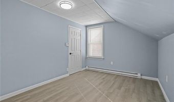 5 Nelson St, East Providence, RI 02916